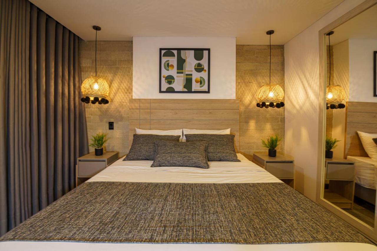 First Class Hotel Medellin Ngoại thất bức ảnh