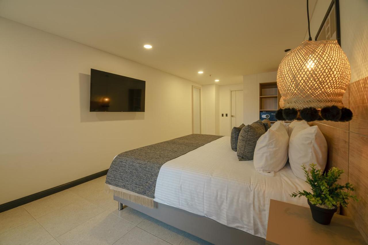 First Class Hotel Medellin Ngoại thất bức ảnh