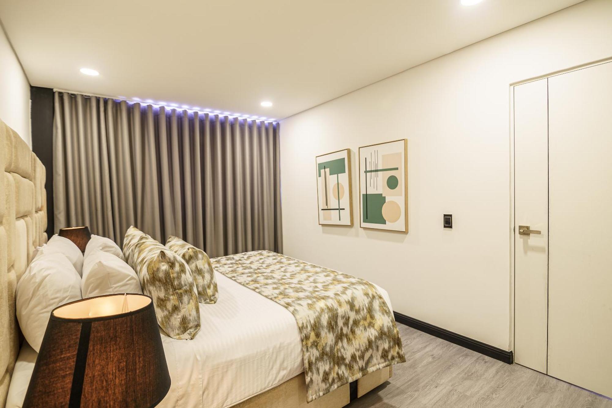 First Class Hotel Medellin Ngoại thất bức ảnh