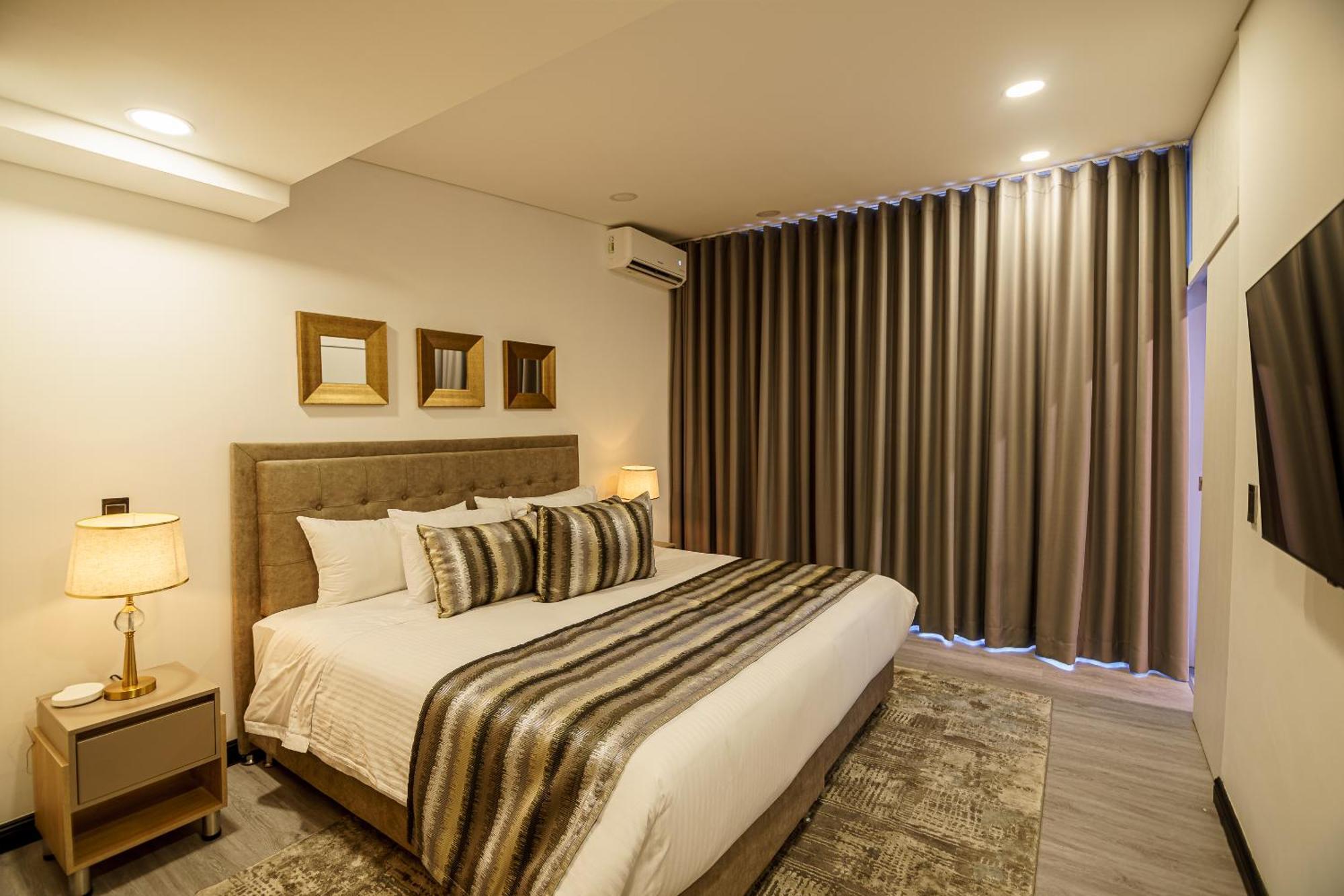 First Class Hotel Medellin Ngoại thất bức ảnh