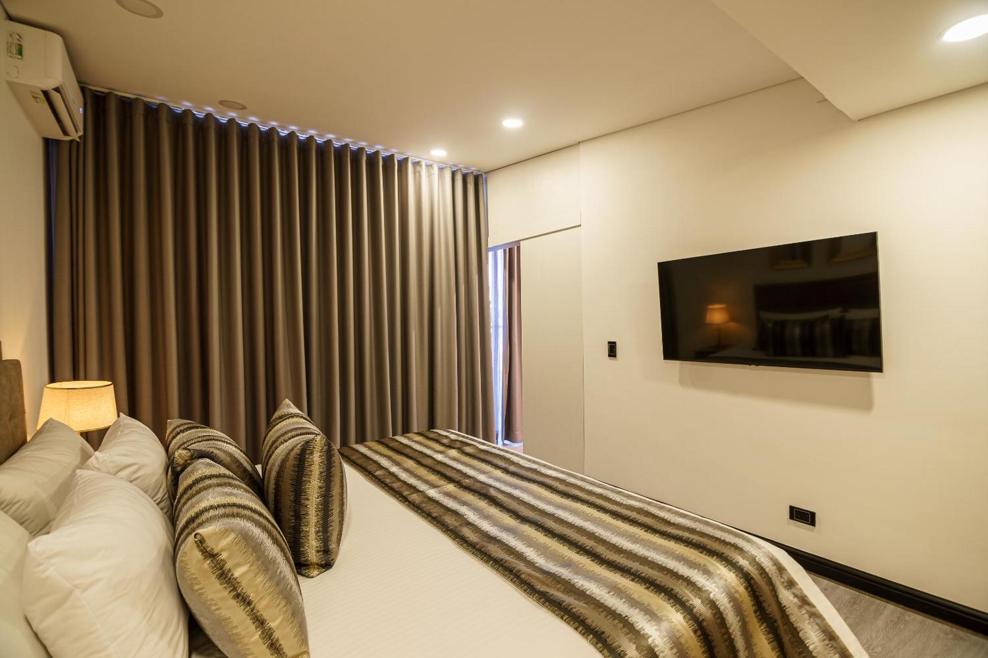 First Class Hotel Medellin Ngoại thất bức ảnh